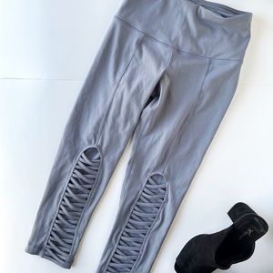 3/$20 Yogalicious gray Capri Leggings